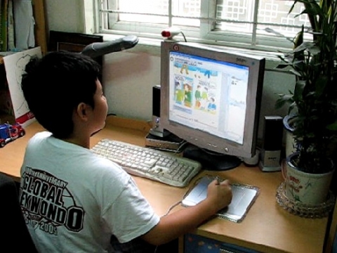 수업받는 학생 모습