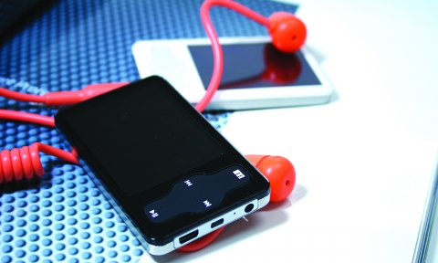 빅빔에서 기존 히트작품인 M6의 바턴을 받는 '메이쥬 M6SL'을 출시하였다.