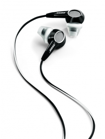 Bose in-ear 이어폰은  일렉트로 어쿠스틱(electro-acoustic)디자인으로 외부 소음 차폐성이 뛰어나다.