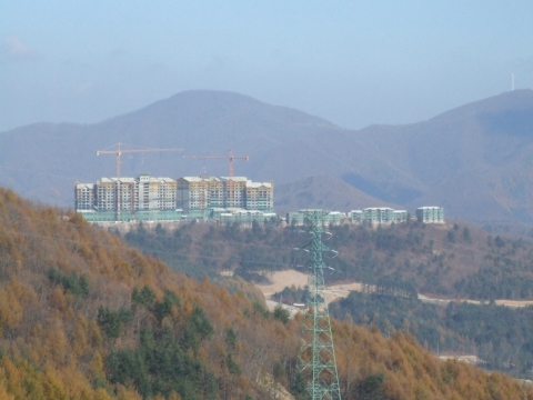 강원도 태백의 서학리조트 건설현장