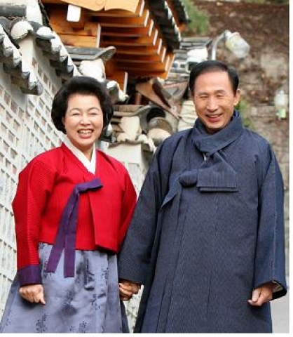 김윤옥 여사