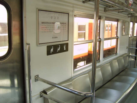 지하철 좌석 절반, ‘교통약자’ 위해 쓴다