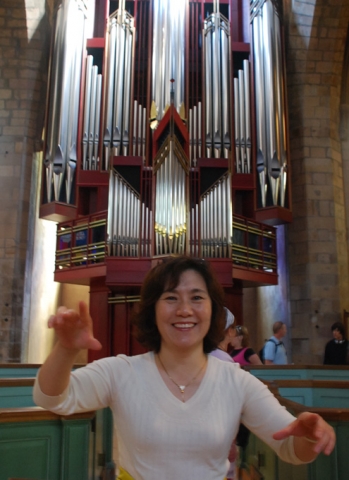 지난 8월 영국 에딘버러 페스티벌에서의 리허설 장면/지휘 김덕규