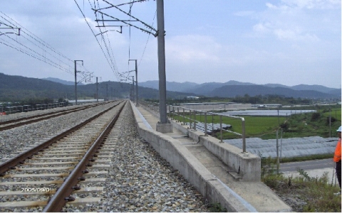 석적교 T2(A1-P6) 펜스 설치전