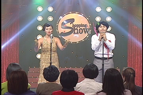 롯데홈쇼핑 '쇼핑 쇼' 방송장면