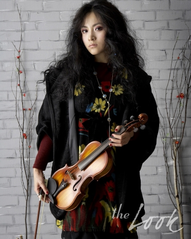 뮤지컬 ‘노트르담 드 파리’의 주인공 문혜원, 패션화보 공개