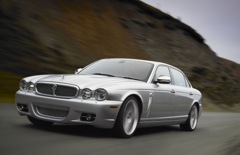 재규어 XJ Super V8