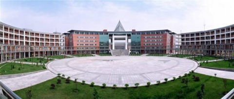 중국 6대 명문학교 중 하나인 남경사대부속중학 캠퍼스 전경