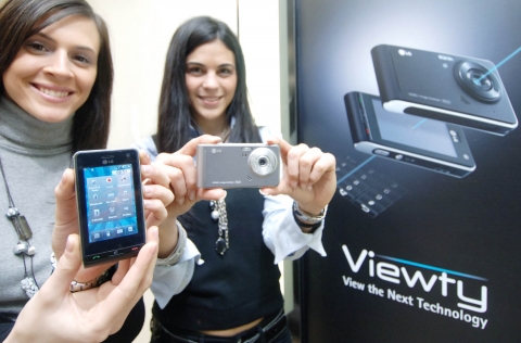 LG Adds Touch of Class to GSMA World Congress 2008 with Cutting-Edge Lineup of New Devices