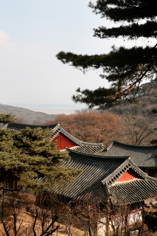 1600년의 역사를 고스란히 간직한 전등사 전경