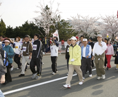 경주벚꽃 마라톤대회 참석한 한국관광공사 오지철 사장