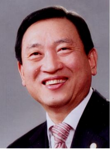 이신석 現천안의료원장