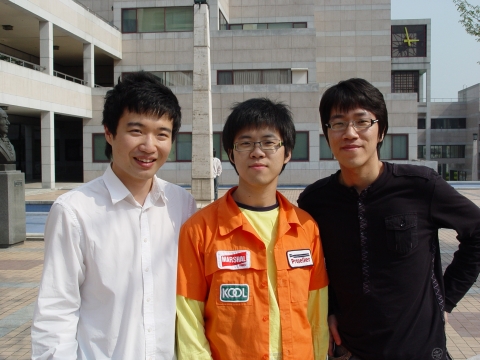 PLUS 팀 본선대회 참가자 배병욱ㆍ송재혁ㆍ이성광 군(좌로부터 송재혁, 이성광, 배병욱)