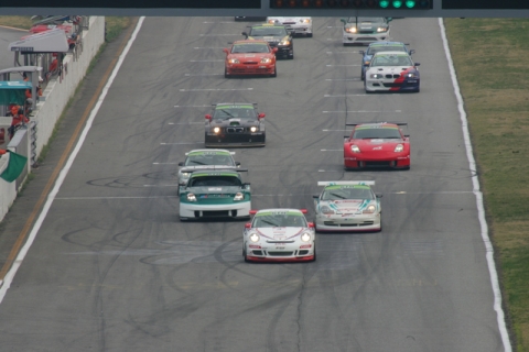 개막전에서의힘찬스타트모습