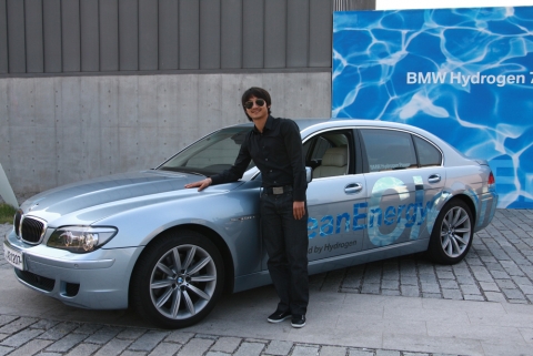 BMW H7 시승_축구선수 이천수