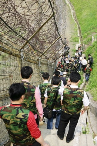 DMZ투어 철책선 걷기