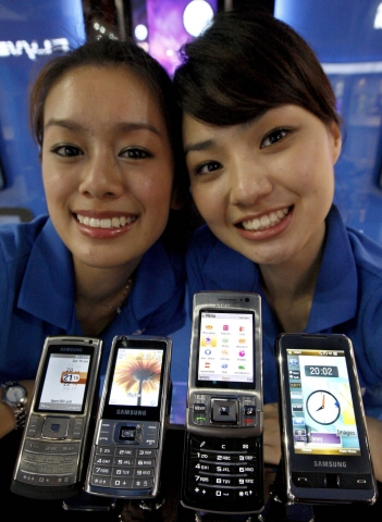 삼성전자 하반기 프리미엄 휴대폰 공개