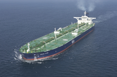대우조선해양이 100번째로 건조한 사우디아라비아 벨라社의 318,000톤급 초대형 원유운반선인 ‘시리우스 스타’호의 시운전 장면.