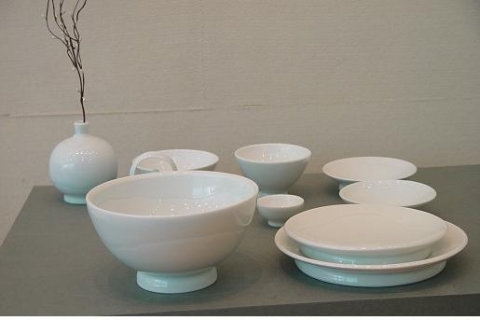 금  상 (고용석, 산-백자반상기 set)