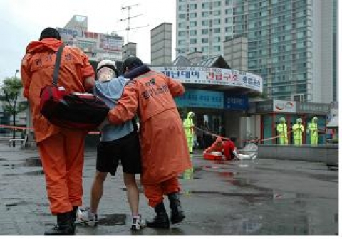 수해현장 요구조자 구조 장면