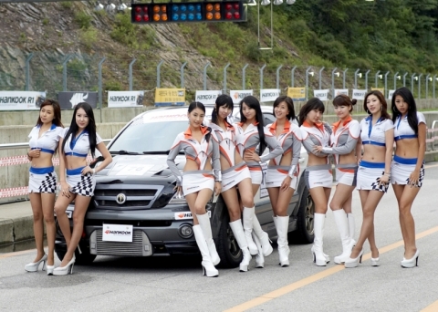HANKOOK R1 2008 2라운드 출전차량과 레이싱걸들