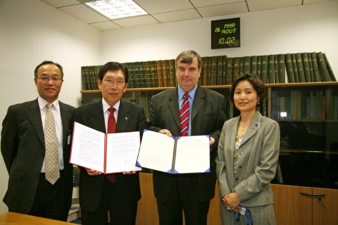국립암센터, 국제암연구소와 협력 양해각서 체결