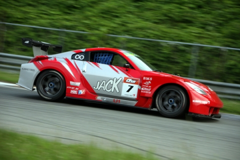 안정적인 경기운영으로 시리즈포인트 3위를 달리고 있는 잭레이싱팀 권오수-김진태선수