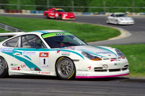 지난 4월 미국 올-아메리칸 시리즈(나스카 마이너 리그)에 진출하였다가 이번 5전 부터 복귀한 정경용 선수(레드앤스피드 레이싱팀)