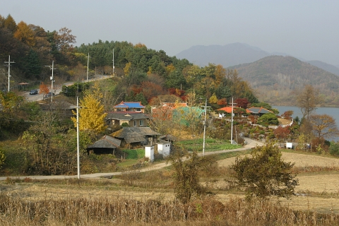 서울근교 팔당호반 수청리 마을의 가을풍경(여행작가 유연태)