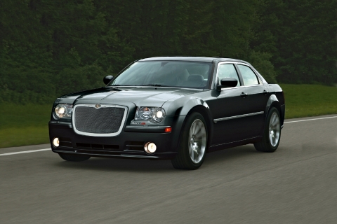 크라이슬러 300C SRT