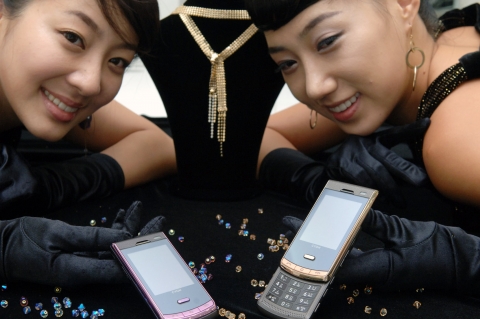 LG 시크릿, 컬러마케팅 전개