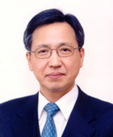홍일표 법대 교수