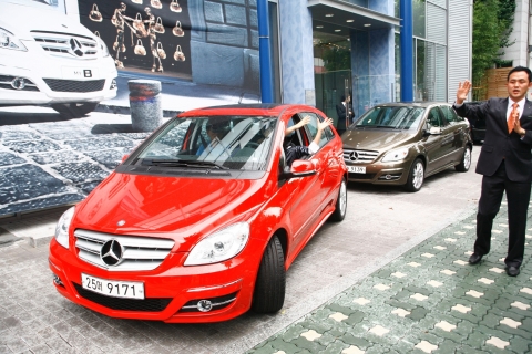 한성車, 메르세데스-벤츠 방배전시장에서 ‘뉴제너레이션 마이비(My B)’ 출시기념 시승 행사