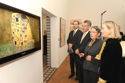 구스타프 클림트 (Gustav Klimt), '키스' 작품 탄생 100주년 기념 전시회를 참관한 오스트리아 하인츠 피셔(Dr. Heinz Fischer) 대통령(