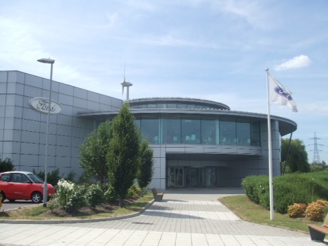 영국 런던의 Ford사에서 인턴으로 활동한 서정길군(홍익대 컴퓨터공학과 2학년 휴학중)