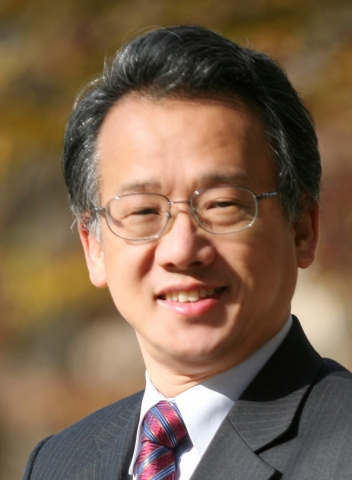 FT 아일랜드 이재진, 최민환 모교 서울공연예술고등학교 홍보