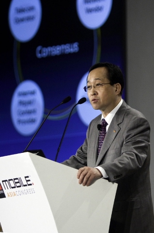 SK텔레콤 김신배 사장, 마카오에서 열린 Mobile Asia Congress 2008에서 기조연설