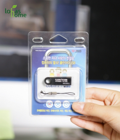 로하스홈쇼핑(www.lohashome.com)에서 최근 출시한 ‘클린아이(CLEAN-i) USB’는 각종 컴퓨터 유해물로부터 자녀를 보호하는 제품이다. ‘클린아이 USB’는 USB