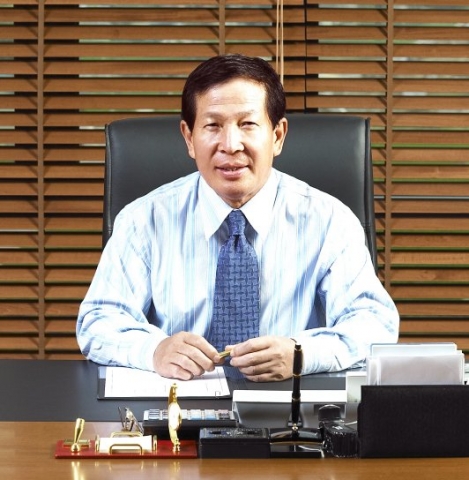 권원강 교촌에프앤비 회장, 영남대에서 명예 경영학 박사 학위 - 뉴스와이어