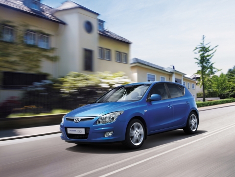 i30
