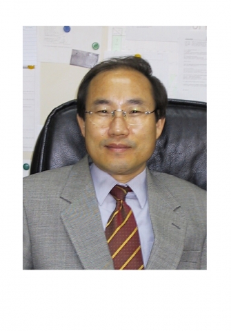 정홍 교수