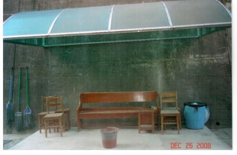 1. 부산의 한고등학교, 교내 교사흡연구역,
