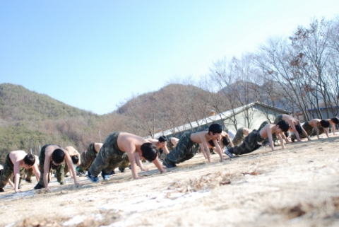 기축년 새해, 초중학생 60명 ‘해병대 전략캠프’ 참가