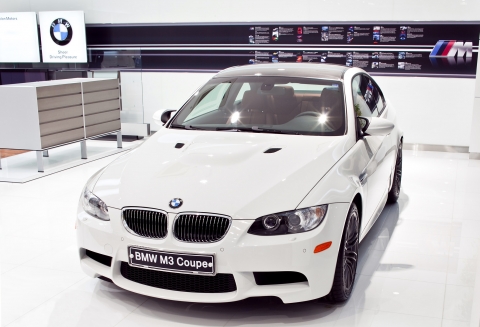 BMW 분당 전시장과 서비스센터 확장 이전 오픈