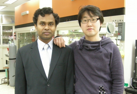 미툰 산트라 및 류도욱 박사과정