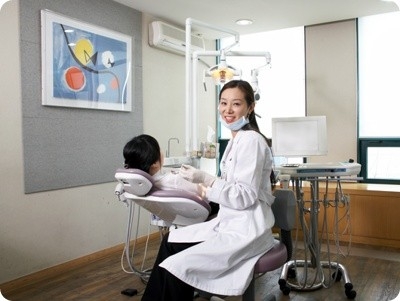 수면장애를 호소하는 환자분을 치료하는 정유미원장입니다.