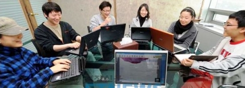 디지털오아시스 회의모습
