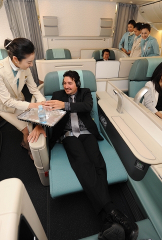 대한항공, 차세대 명품 좌석 장착한 최신형 항공기 B777-300ER 공개
