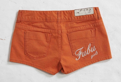 후부(FUBU) 자수 핫 팬츠(HOT PANTS) 출시