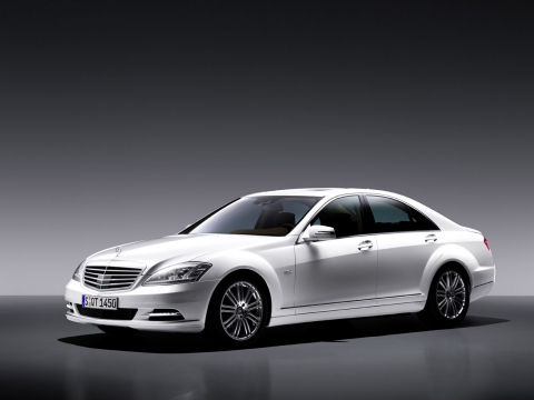 메르세데스-벤츠 The new S 400 HYBRID